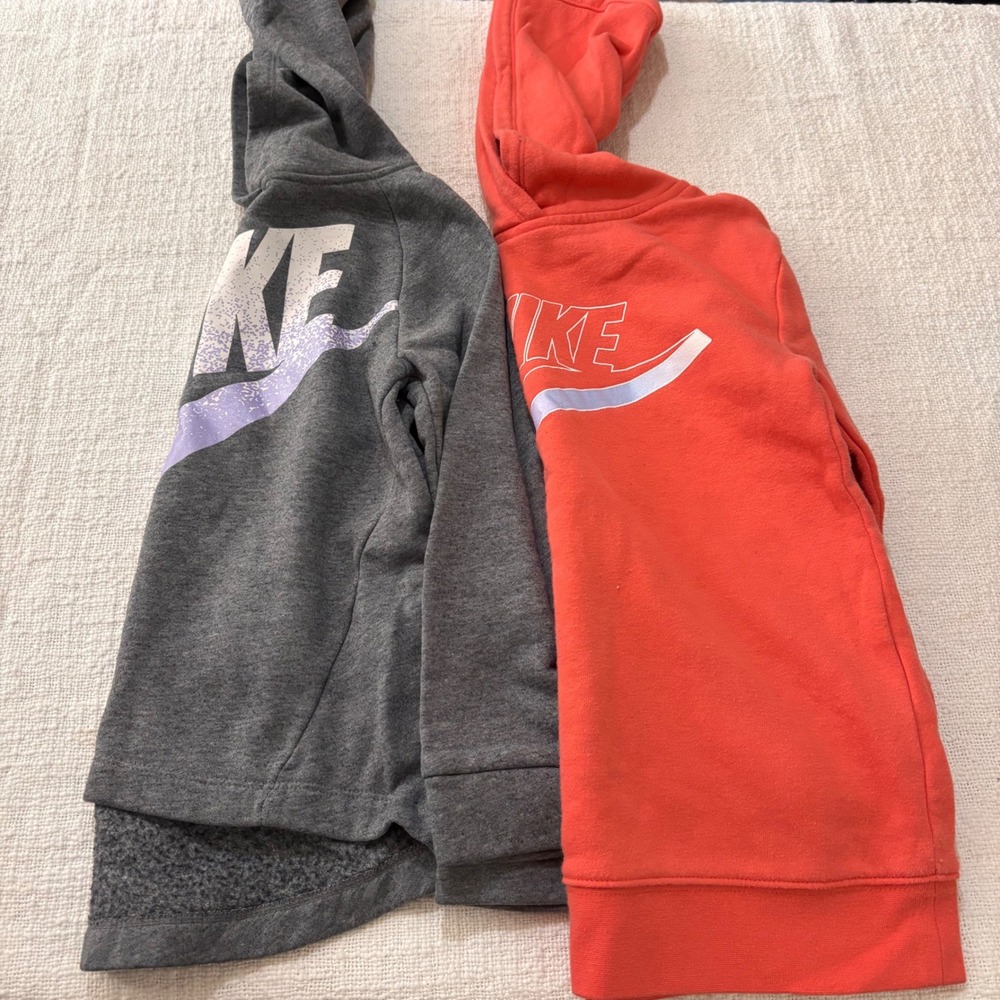Nike Girls Pullover Hoodies Lot of 2 Gray Orange Futura Logo Fleece Size 6X 6-7Y
